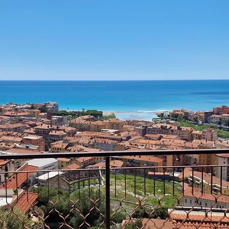Thekeystudio, La Casa Del Mare Azzurro With Seaview Ventimiglia Exterior photo