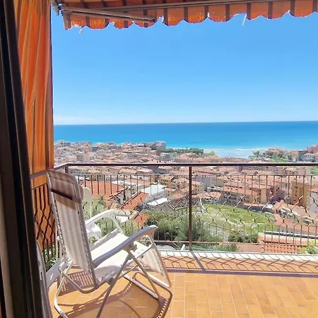 Thekeystudio, La Casa Del Mare Azzurro With Seaview Ventimiglia Exterior photo