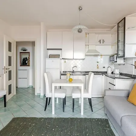 Thekeystudio, La Casa Del Mare Azzurro With Seaview Ventimiglia Exterior photo