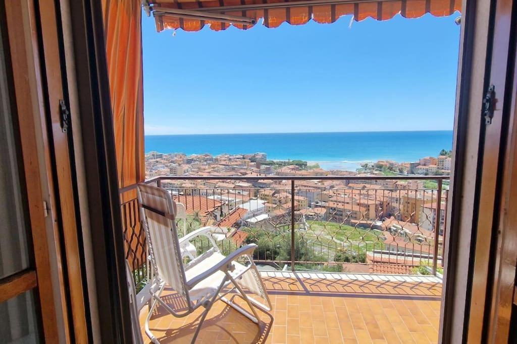 Thekeystudio, La Casa Del Mare Azzurro With Seaview * Ventimiglia