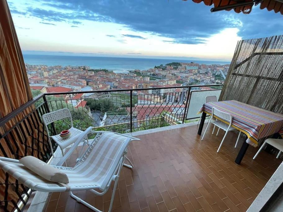 Thekeystudio, La Casa Del Mare Azzurro With Seaview Ventimiglia